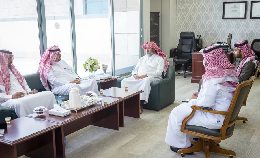 MU VICE-RECTOR WELCOMES A DELEGATION OF MINISTRY OF ENVIRONMENT, WATER AND AGRICULTURE BRANCH
 -  على هامش إقامة فعاليات أسبوع البيئة: وكيل الجامعة يستقبل وفد فرع وزارة البيئة والمياه والزراعة بمحافظة المجمعة
