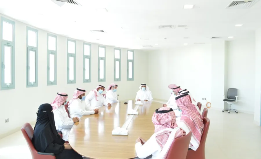 MU VICE-RECTOR INSPECTS THE PROGRESS OF STUDY DURING RAMADAN -  زيارات الدكتور العبودي