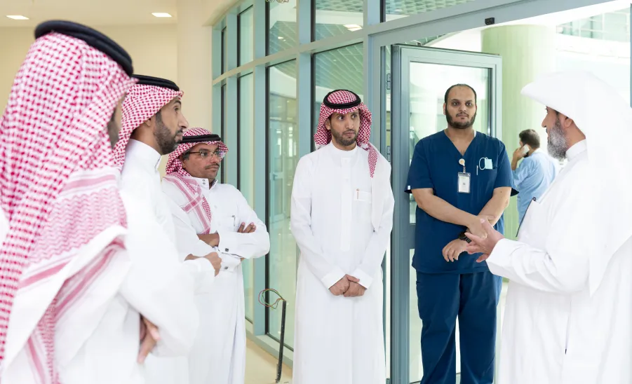 MU VICE-RECTOR ON TOUR OF INSPECTION TO MEDICAL SERVICES AT MAIN CAMPUS
 -   وكيل الجامعة يتفقد مقر الخدمات الطبية بالمدينة الجامعية بالمجمعة