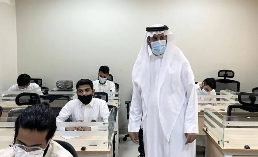 MU VICE-RECTOR INSPECTS THE PROGRESS OF EXAMS
 -  تفقد الاختبارات