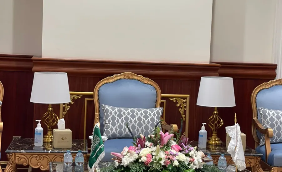 VICE-RECTOR'S OFFICE HOLDS A CELEBRATION OF EID AL-FITER FOR STAFF - جامعة المجمعة 