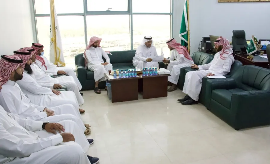 Vice-Rector discusses means of improving deanship of student affairs' summer programs  -  زيارات الدكتور العبودي
