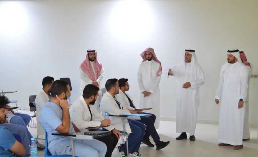 VICE-RECTOR VISITS COLLEGES ON NEW ACADEMIC YEAR standardized  - جامعة المجمعة 