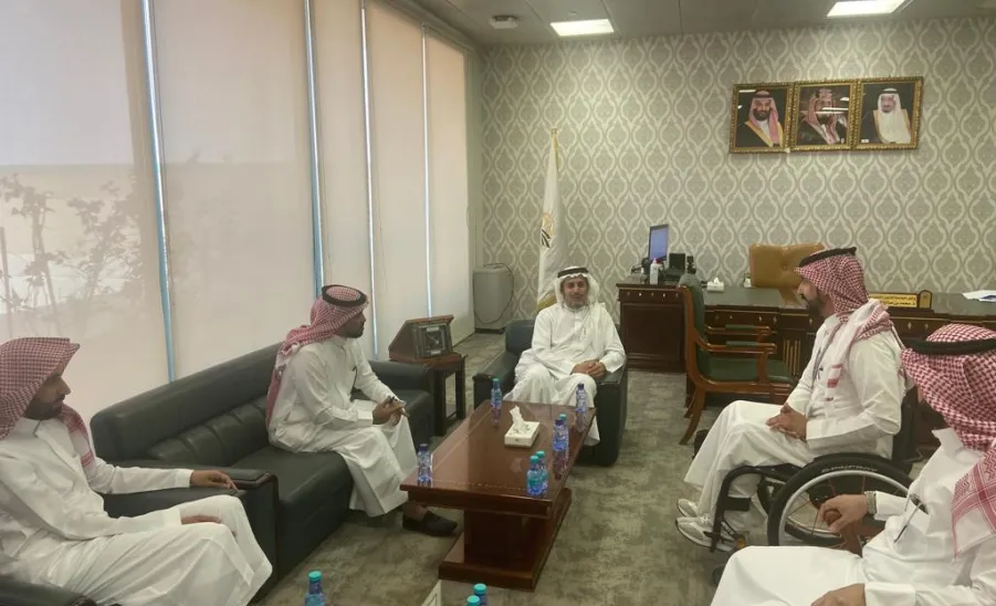 Vice Rector for Educational Affairs discusses ways of cooperation with the BAE Company
 - وكيل الجامعة للشؤون التعليمية 