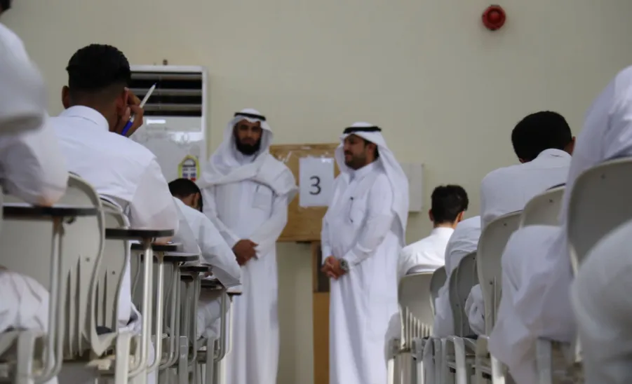 The dean visits the college branch in Zulfi 
 - fig3