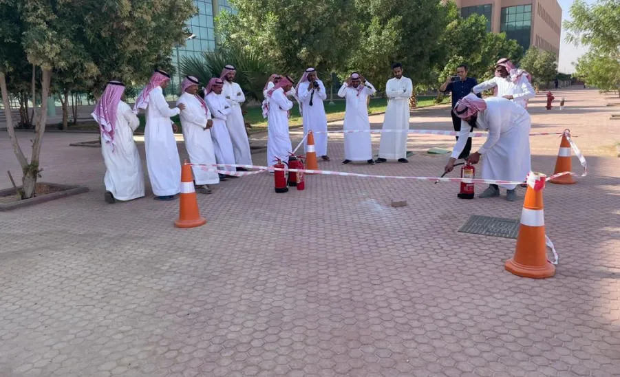 Safety Department conducts a training course on how to use safety tools
 -  السلامة: تُنفذ دورة تدريبية عن كيفية استخدام وسائل السلامة