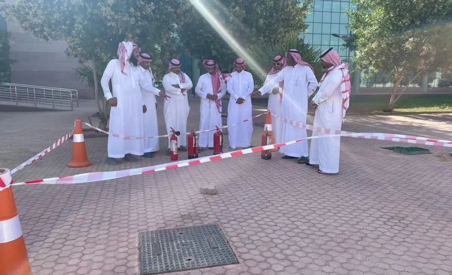 Safety Department conducts a training course on how to use safety tools
 -  السلامة: تُنفذ دورة تدريبية عن كيفية استخدام وسائل السلامة