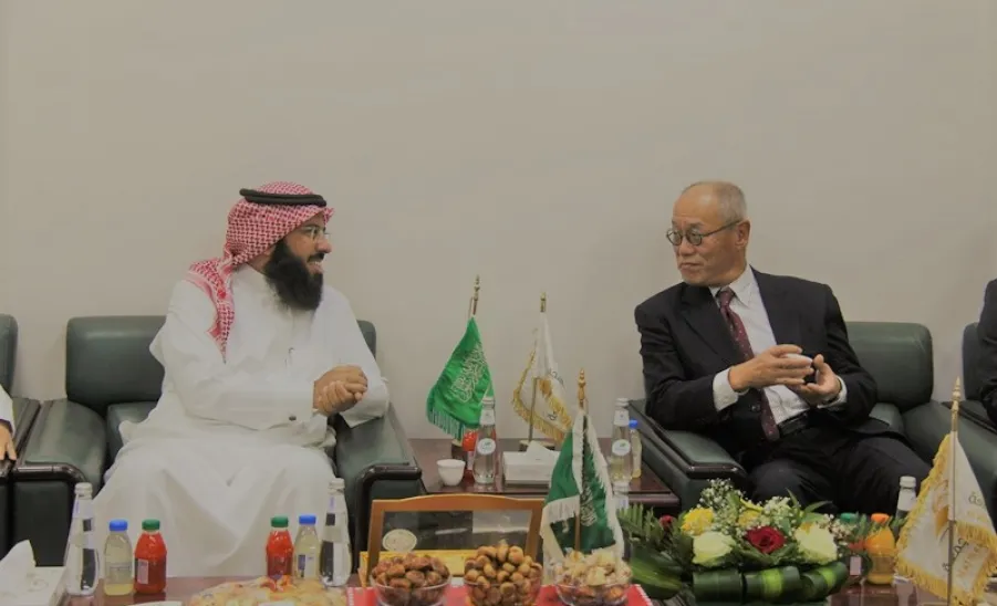 JAPAN AMBASSADOR VISITS COLLEGE OF SCIENCE AND HUMANITIES IN GHAT - جامعة المجمعة 