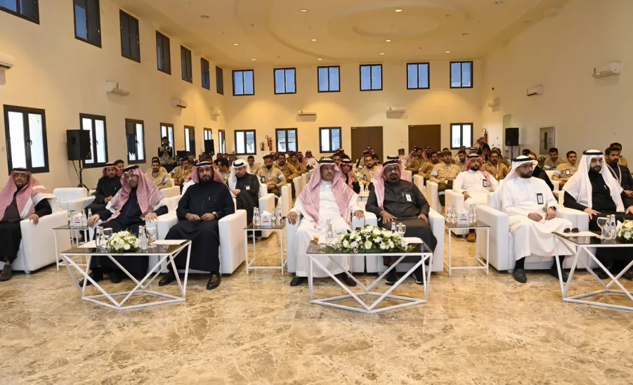 IMAM ABDULAZIZ BIN MOHAMMED ROYAL RESERVE DEVELOPMENT AUTHORITY COOPERATES WITH ISCS TO HOLD A GRADUATION CEREMONY FOR FIRST BATCHOF ENVIRONMENTAL OBSERVERS - جامعة المجمعة