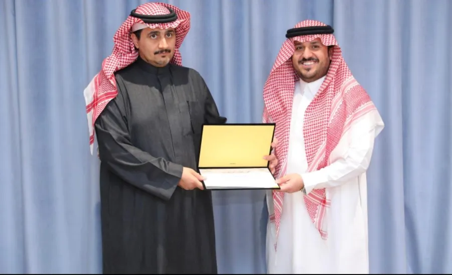 MU rector honors the Applied College and two of its employees  - fig1