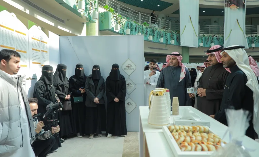 MU RECTOR LAUNCHES STUDENTS OUTSTANDING RESEARCH FORUM
 -  مشاريع التخرج