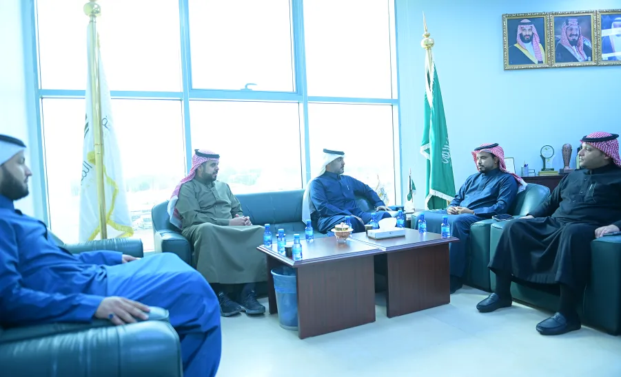 Director of Media Center meets the Dean of Student Affairs  - #