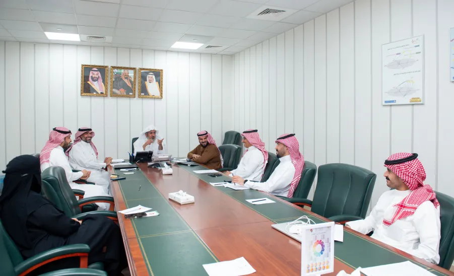 A meeting held with the developers of Quality Platform  -  فريق تطوير منصة جودة يعقد اجتماعاً لمتابعة أعمال بناء وتطوير المنصة