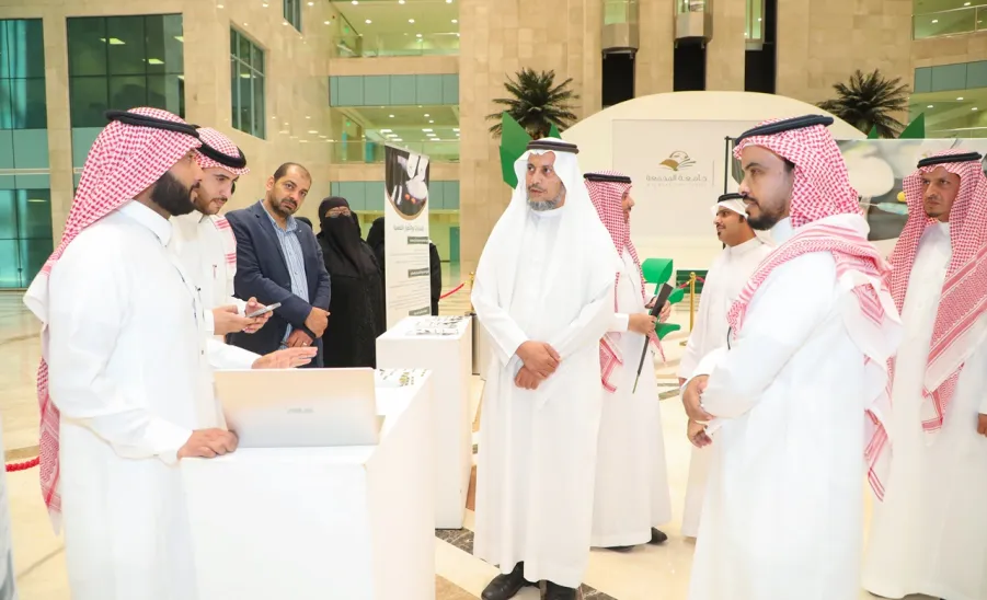MU VICE-RECTOR LAUNCHES A DRUG AWARENESS CAMPAIGN  - جامعة المجمعة 