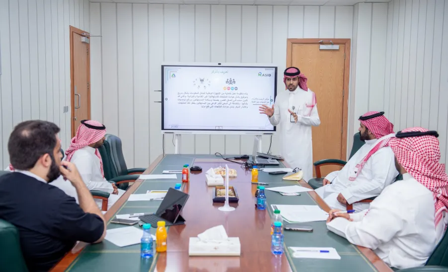Saudi Organization for Standardization, Metrology and Quality visit MU -  مركز الرصد والإنذار بالهيئة السعودية للمواصفات والمقاييس والجودة يزور الجامعة ويقدم ورشة عمل حول المنتجات الغير الآمنة والتي قد تلحق الضرر بصحة وسلامة المستهلكين