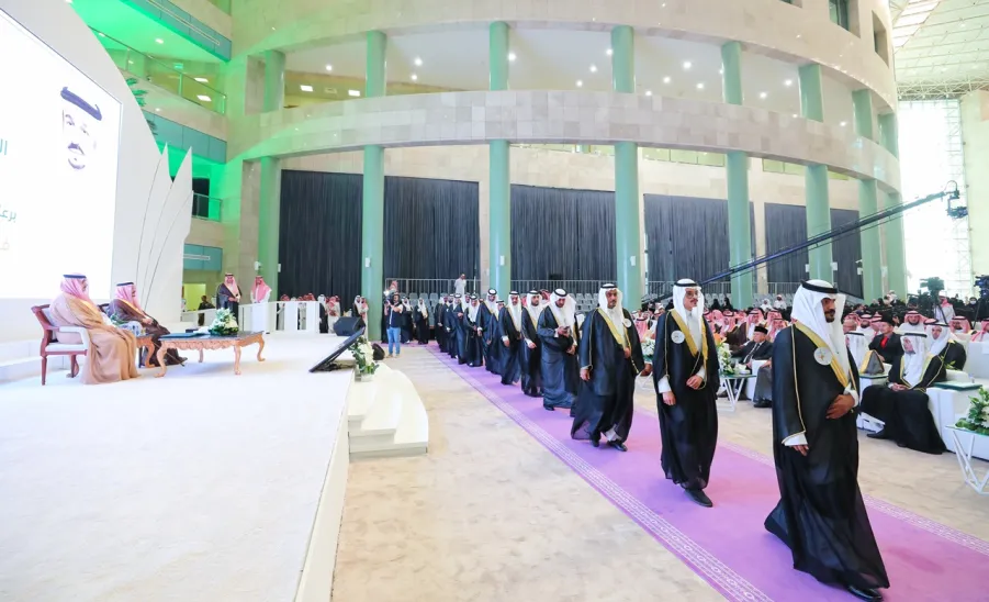 RIYADH GOVERNOR PATRONIZES MU'S GRADUATION CEREMONY - جامعة المجمعة 