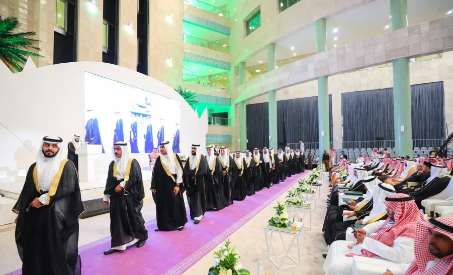 RIYADH GOVERNOR PATRONIZES MU'S GRADUATION CEREMONY - جامعة المجمعة 