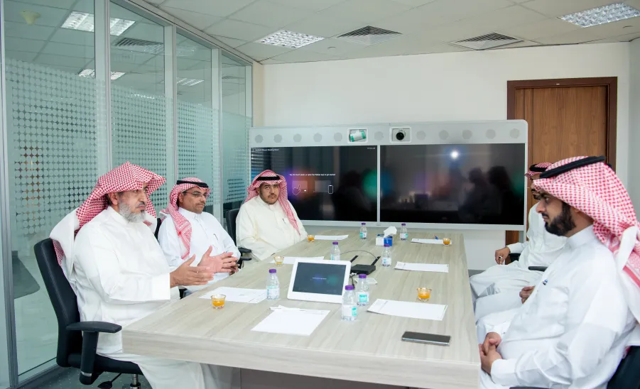 MU SIGNS AN AGREEMENT WITH MINISTRY OF MUNICIPAL AND RURAL AFFAIRS  - جامعة المجمعة 