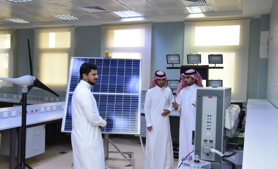 The Center for Engineering Research and Applied Sciences received a delegation from the Sudair First Company for Renewable Energy - dsr