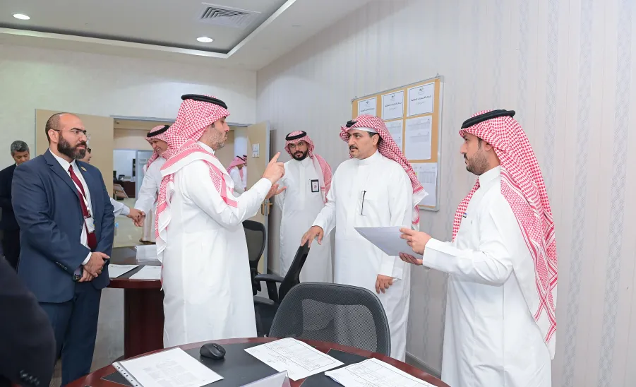 MU RECTOR LAUNCHES AN AUTOMATION SYSTEM FOR EXAMINATION COMMITTEES AT APPLIED COLLEGE - جامعة المجمعة 