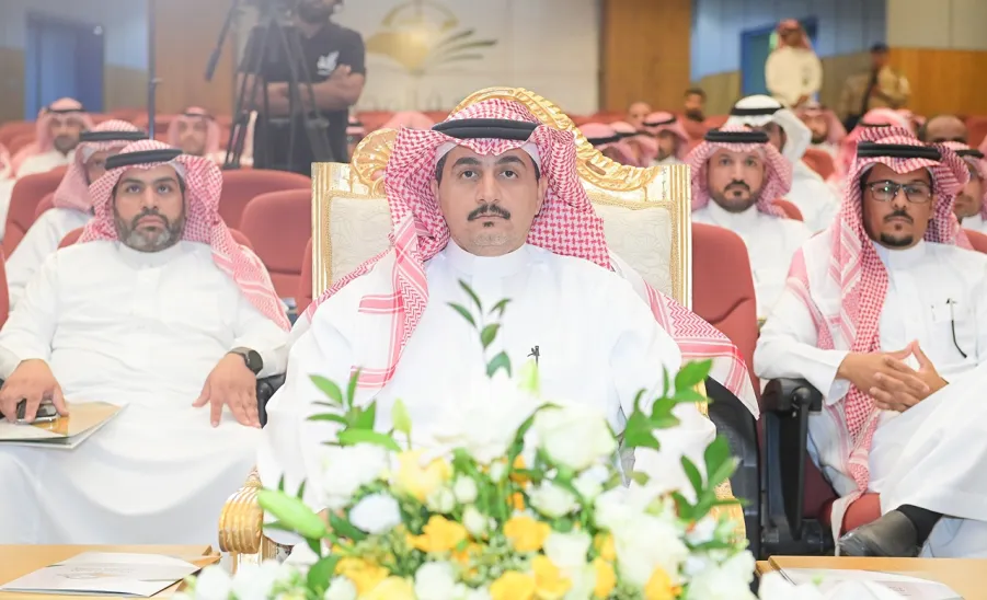رئيس الجامعة يرعى حفل جائزته للجودة والتميز والملتقى الأول لتجديد الاعتماد المؤسسي - جامعة المجمعة