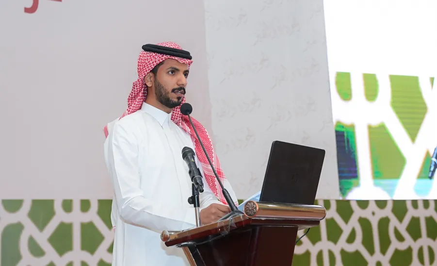 رئيس الجامعة يرعى حفل جائزته للجودة والتميز والملتقى الأول لتجديد الاعتماد المؤسسي - جامعة المجمعة