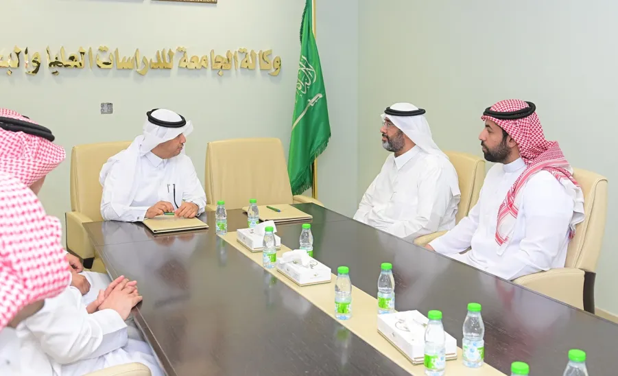 د. الرميح يرعى توقيع مذكرة تعاون مع الشركة العربية الأولى لتنظيم المعارض والمؤتمرات - توقيع التعاون الشركة العربية الأولى لتنظيم المعارض والمؤتمرات 