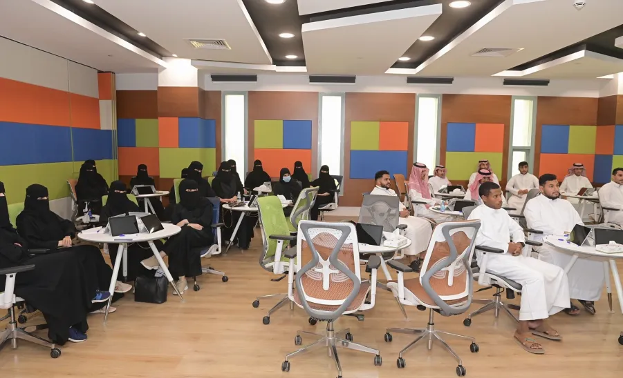 SUMMER CAMP PROGRAM 'MOA'AHAL' LAUNCHED BY VICE-RECTOR  - جامعة المجمعة 