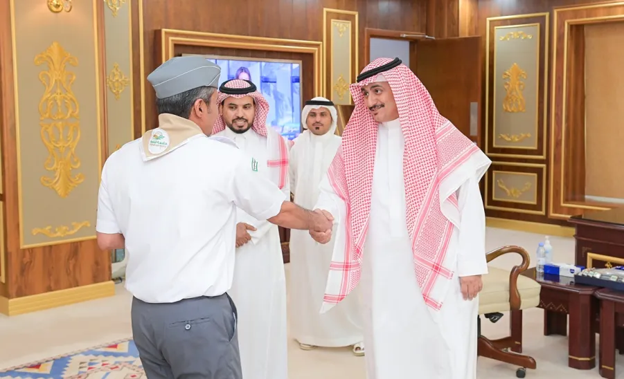 MU RECTOR WELCOMES SCOUTS WHO PARTICIPATED IN PUBLIC SERVICE FOR HAJJ - جامعة المجمعة