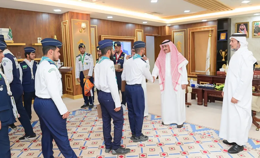 MU RECTOR WELCOMES SCOUTS WHO PARTICIPATED IN PUBLIC SERVICE FOR HAJJ - جامعة المجمعة