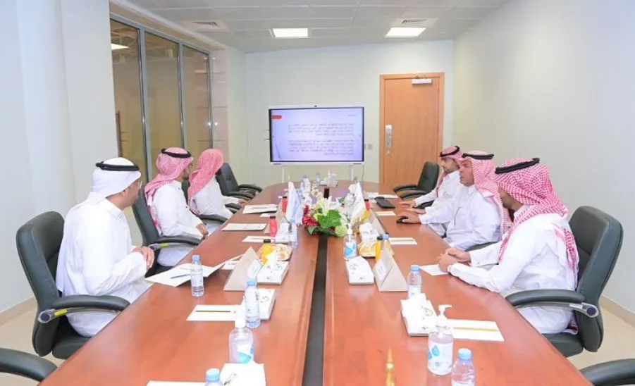 MU's General Administration of Internal Audit receives a delegation from Qassim University -  .
