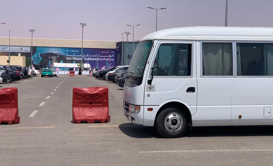 طلاب الجامعة في زيارة لسيتي سكيب - ٢