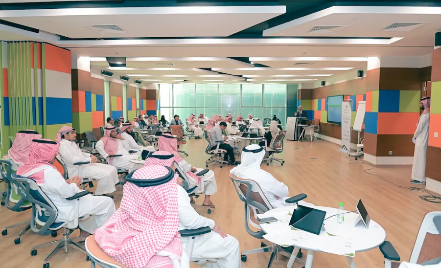 DEANSHIP OF QUALITY AND SKILLS DEVELOPMENT CONDUCTS THE SECOND FORUM OF INSTITUTIONAL ACCREDITATION RENEWAL  - .