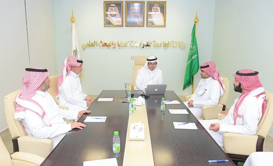 MU VICE-RECTOR LAUNCHES THE UNIVERSITY WEBSITE FOR STROKE CONFERENCE  - جامعة المجمعة 