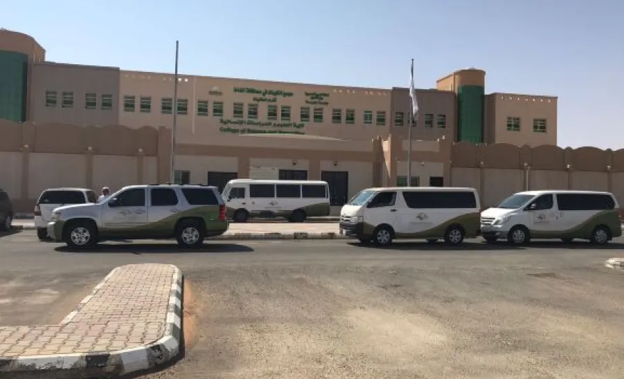 نقل طالبات كلية العلوم والدراسات الإنسانية بالغاط لعدد من مدارس التعليم العام  - يي