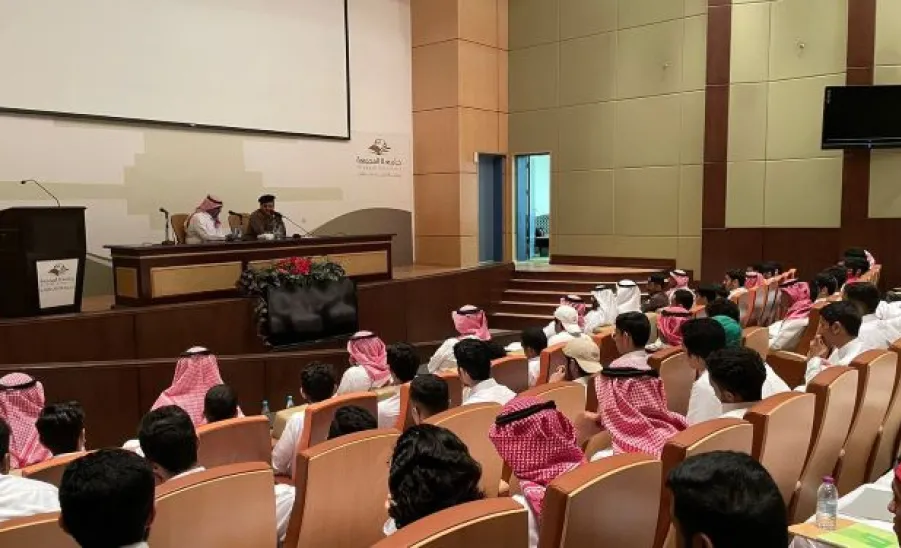 مركز سالك للسلامة المرورية يقيم محاضرة توعوية لطلاب كلية العلوم بالزلفي - ن