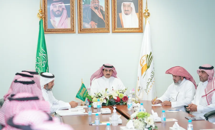 MU'S RECTOR LAUNCHES THE SELF-SPONSORED EDUCATIONAL PROGRAMS
 -  جامعة المجمعة 