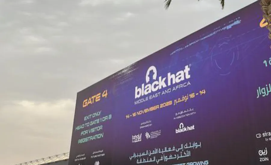 نقل طلاب وطالبات الجامعة لحضور فعاليات بلاك هات 23 في واجهة الرياض  -  و