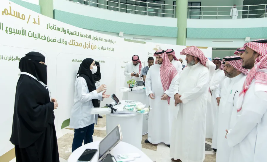MU's Vice-Rector for Development and Investment launches the exhibition (For Your Health) -  سعادة وكيل الجامعة للتنمية والإستثمار يفتتح فعاليات معرض من (أجل صحتك)