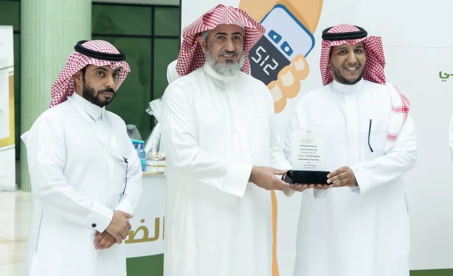 MU's Vice-Rector for Development and Investment launches the exhibition (For Your Health) -  سعادة وكيل الجامعة للتنمية والإستثمار يفتتح فعاليات معرض من (أجل صحتك)