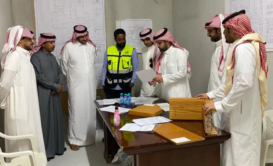Supervisory committee of the virtual education project conducts a field tour to the project  - زيارة