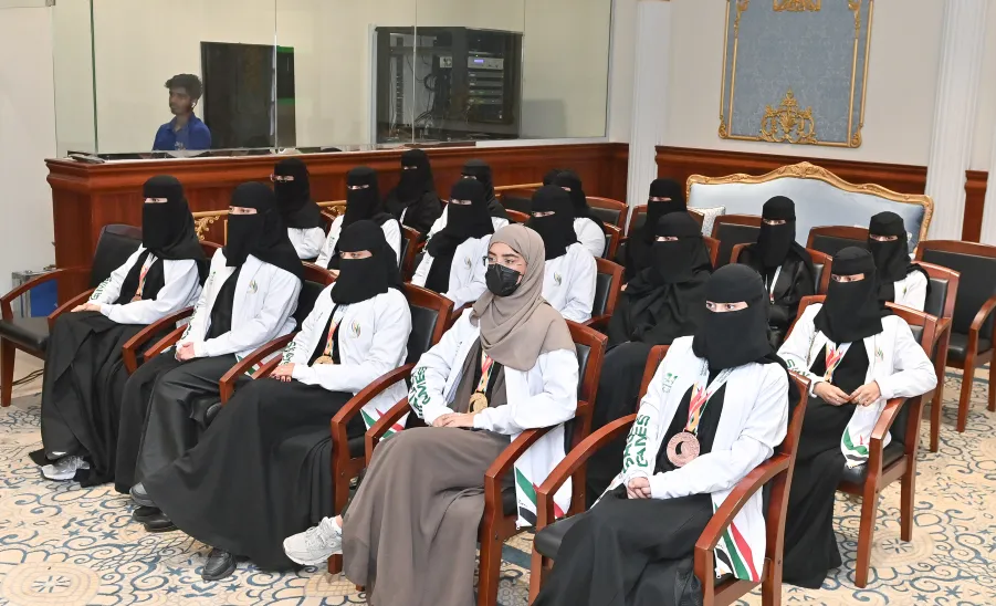 MU'S RECTOR AWARDS WINNING STUDENTS AT SAUDI GAMES EVENT -  جامعة المجمعة 