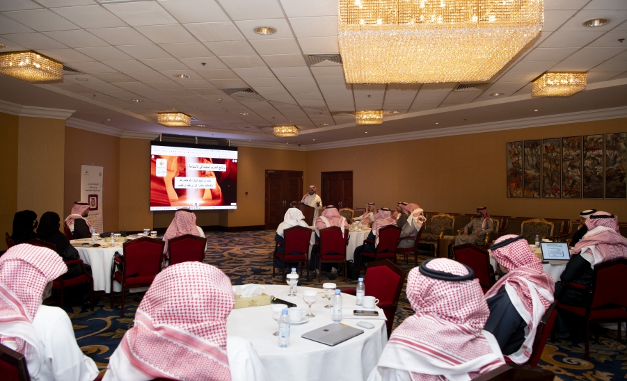 وكيل الجامعة للتنمية والاستثمار يختتم البرامج التدريبية المقدمة لمنسوبي وزارة الداخلية
