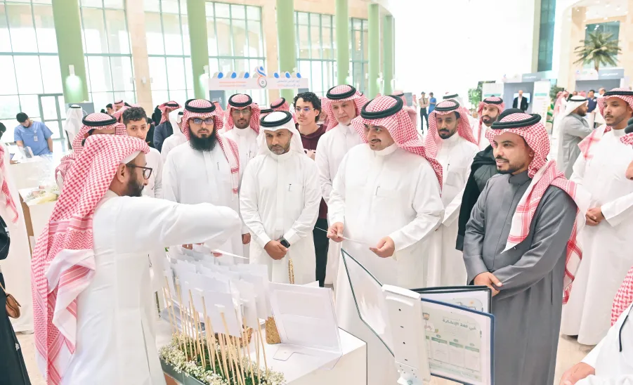 الجامعة تحتفي باليوم العالمي للإعاقة 2023  -  جامعة المجمعة 