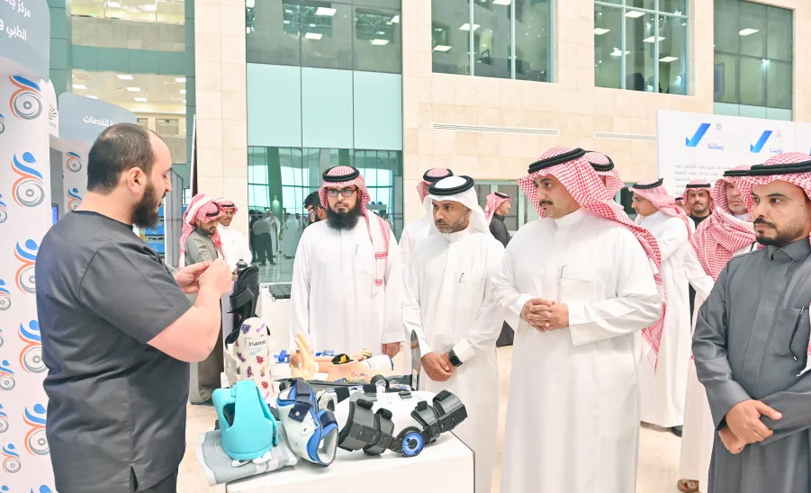 الجامعة تحتفي باليوم العالمي للإعاقة 2023  -  جامعة المجمعة 