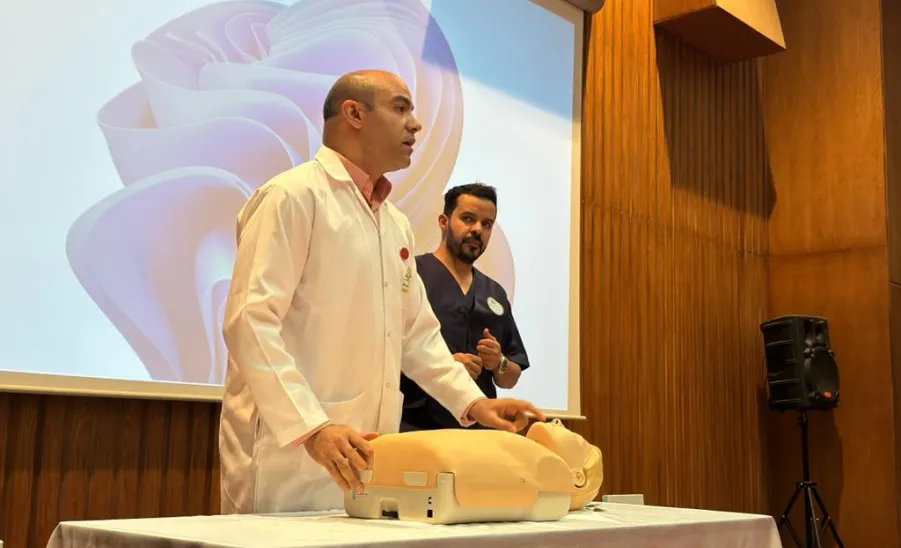 الأمن الجامعي والمركز الطبي يقيمان دورات تدريبية لعناصر الحراسات الأمنية - 1