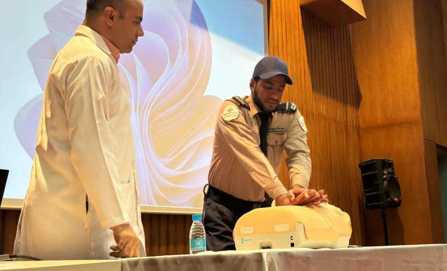 الأمن الجامعي والمركز الطبي يقيمان دورات تدريبية لعناصر الحراسات الأمنية - 1