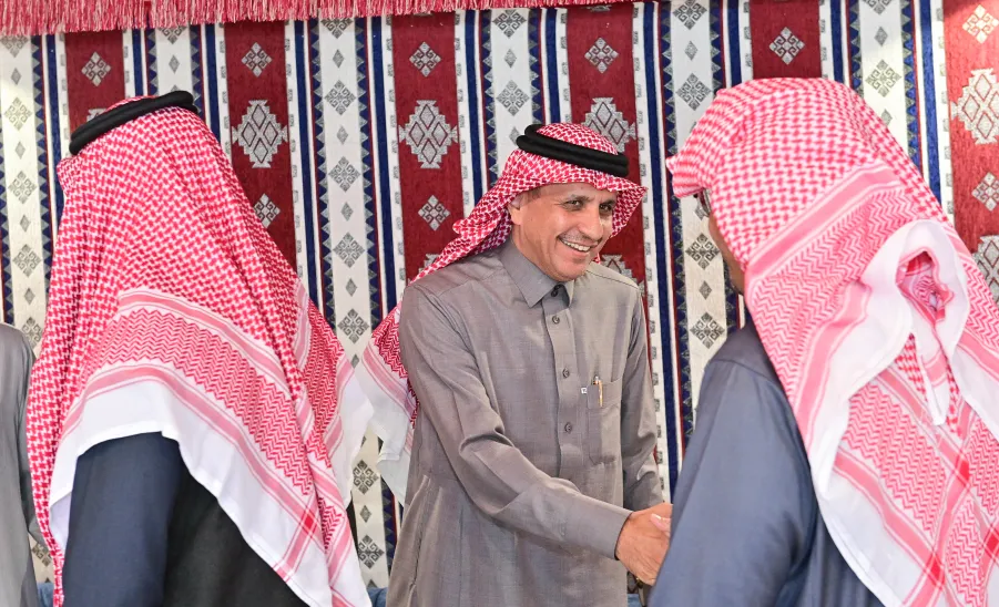 وكيل الجامعة للتنمية والاستثمار يرعى فعاليات الملتقى الأول للموظفين والذي أقامته إدارة التواصل الداخلي بالإدارة العامة للأداء والامتثال -  جامعة المجمعة