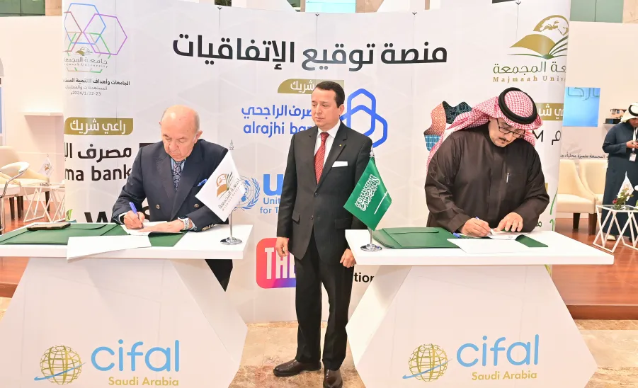 الجامعة تختتم أعمال المؤتمر الدولي ( الجامعات وأهداف التنمية المستدامة 2030 " المستهدفات والممارسات " ) - 9