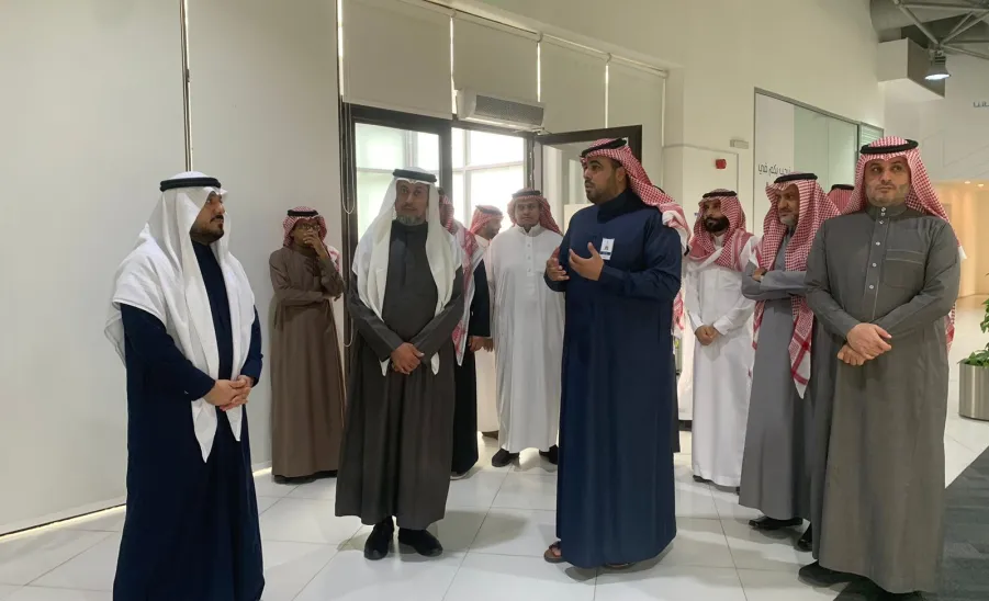 وكيل الجامعة للشؤون التعليمية يدشن أعمال المكتب التنسيقي للكلية التطبيقية بمدينة سدير للصناعة والأعمال -  fig3